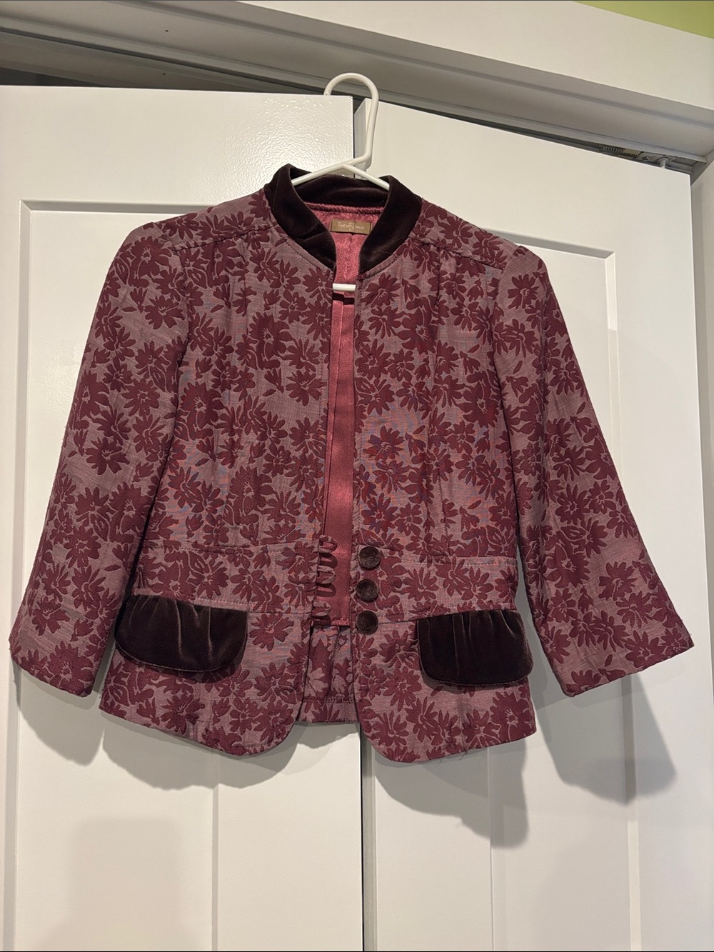 Forever 21 Burgundy Floral Jacquard Blazer with Velvet Trim
